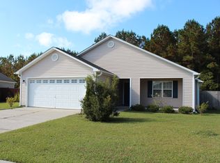 4017 Wt Whitehead Dr, Jacksonville, NC 28546