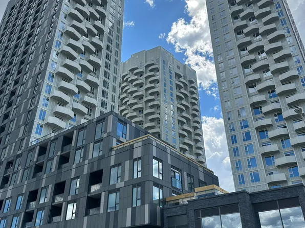 474 Caldari Rd N #2504, Vaughan, ON L4K 4G3