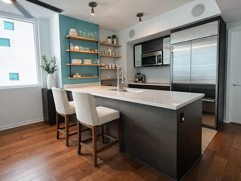 55 SE 6th St #3107 — Photo 4