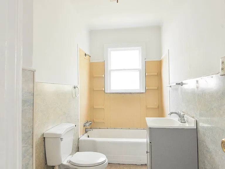 280 Cedar St — Photo 11