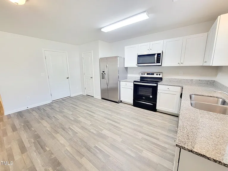 1315 Winter Sweet Ct — Photo 18