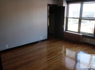 846 W Montrose #404, Chicago, IL 60626