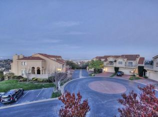 7 Honeysuckle Ln, San Carlos, CA 94070