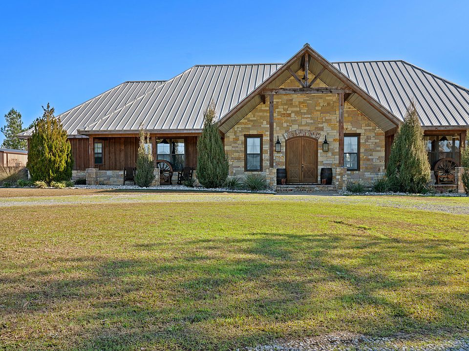1st image of 374 Pittman Rd