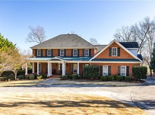 8 Overhill Rd SE, Rome, GA 30161