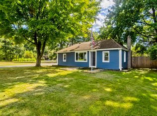 3 Field St, Southwick, MA 01077