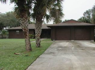 8402 Fort Walton Ave, Fort Pierce, FL 34951