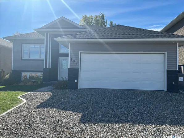 197 5th Avenue, Esterhazy, SK S0A 0X0