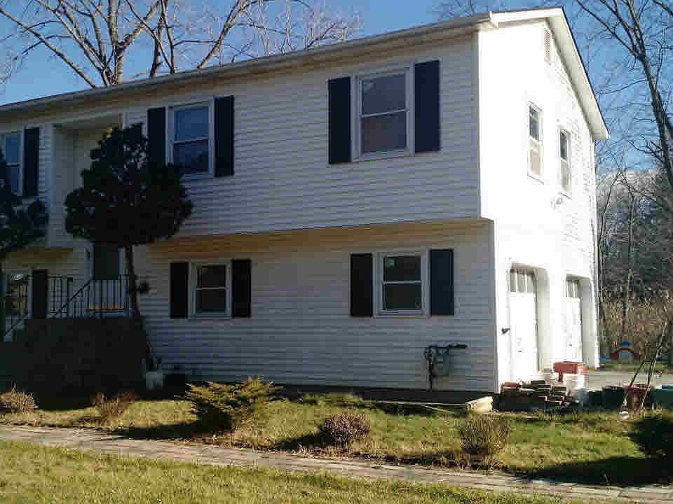 2nd image of 36 Stuart Dr
