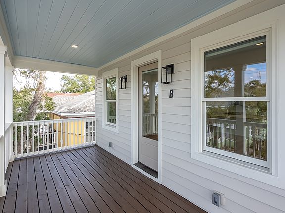 4th image of 171 Cordova St #B