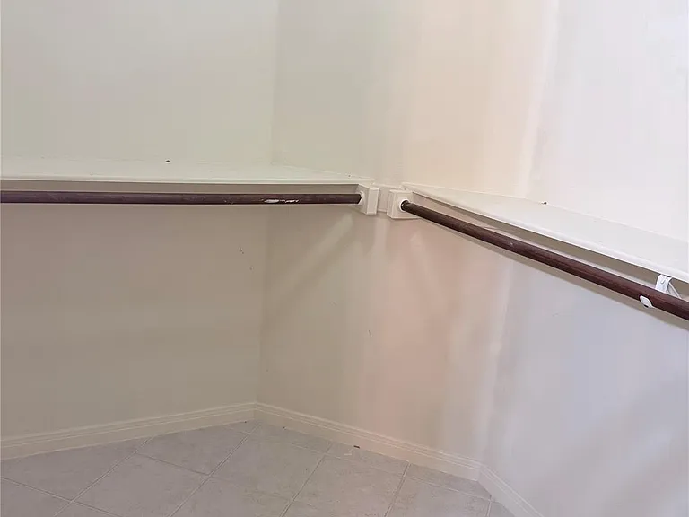 11308 Madison Ct — Photo 13