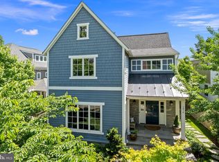 2816 1st Rd N, Arlington, VA 22201
