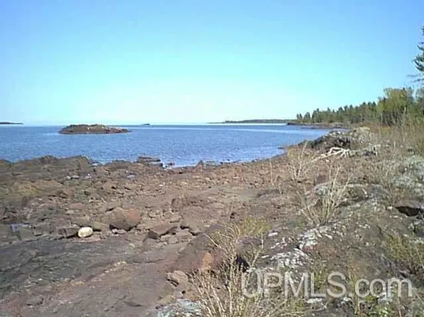 27 Keweenaw Point, Copper Harbor, MI 49918