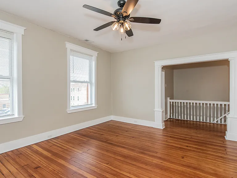 4361 Gibson Ave #2F — Photo 6