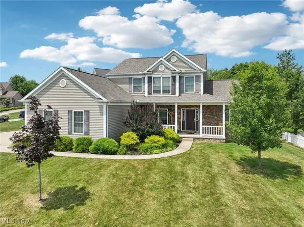 778 Longbrook Dr, Wadsworth, OH 44281