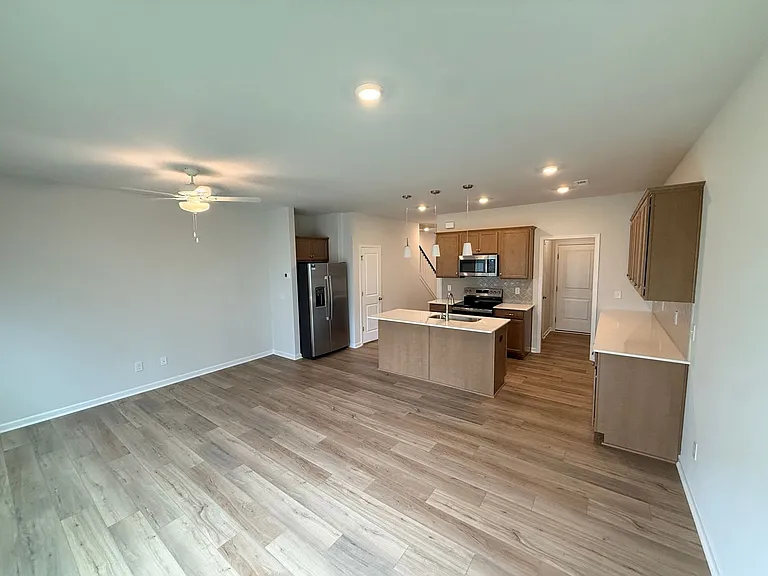 3009 Kingsfield Rd — Photo 10