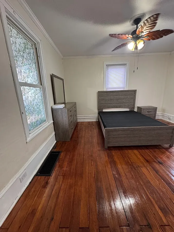 425 West Pine Street - 2 — Photo 2