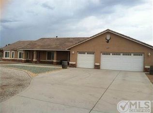 8568 Aster Rd, Oak Hills, CA 92344