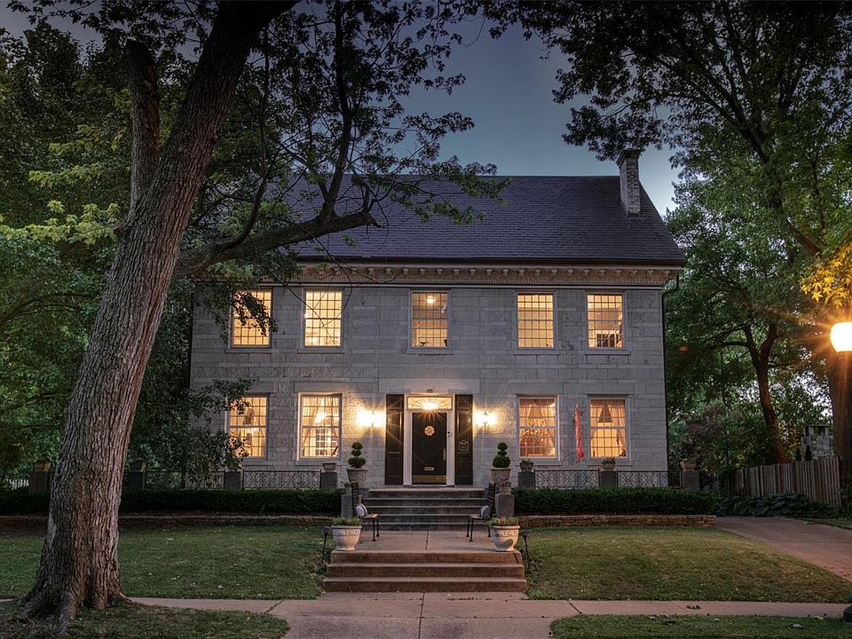 1st image of 52 Westmoreland Pl