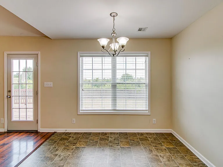 988 Chardea Ct — Photo 13