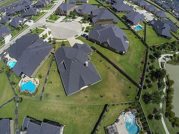 3rd image of 2510 Yaupon Trace Ct