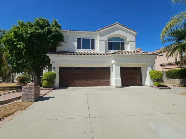 29171 Maplewood Pl, Highland, CA 92346