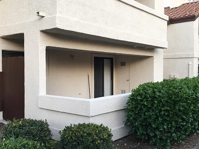 8327 Vineyard Ave #3 — Photo 17
