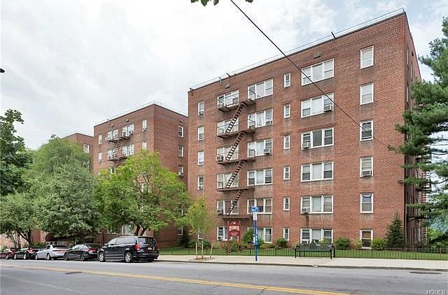 1st image of 279 N Broadway APT 8S