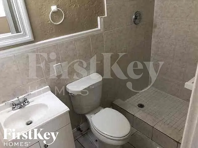 2840 SW 2nd Ct — Photo 15