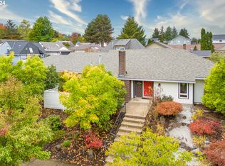 12065 SW Morning Hill Dr, Tigard, OR 97223