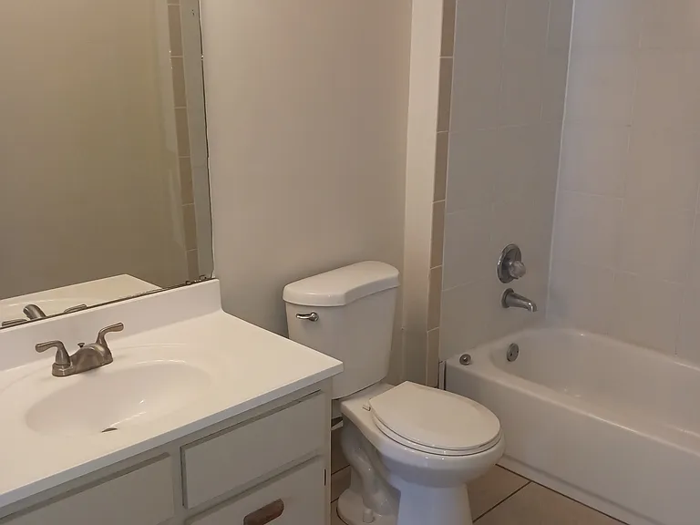 2093 Oak Meadow Cir — Photo 8