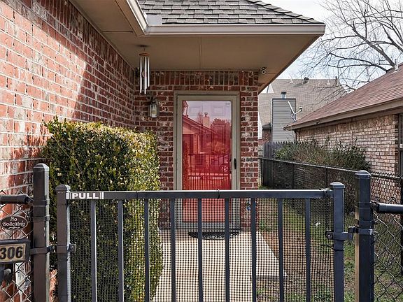 5th image of 2306 Cedar Brook Dr