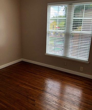 5th image of 351 Nassau Dr