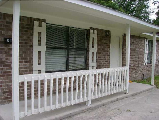 2nd image of 813 Sandpiper Dr APT B