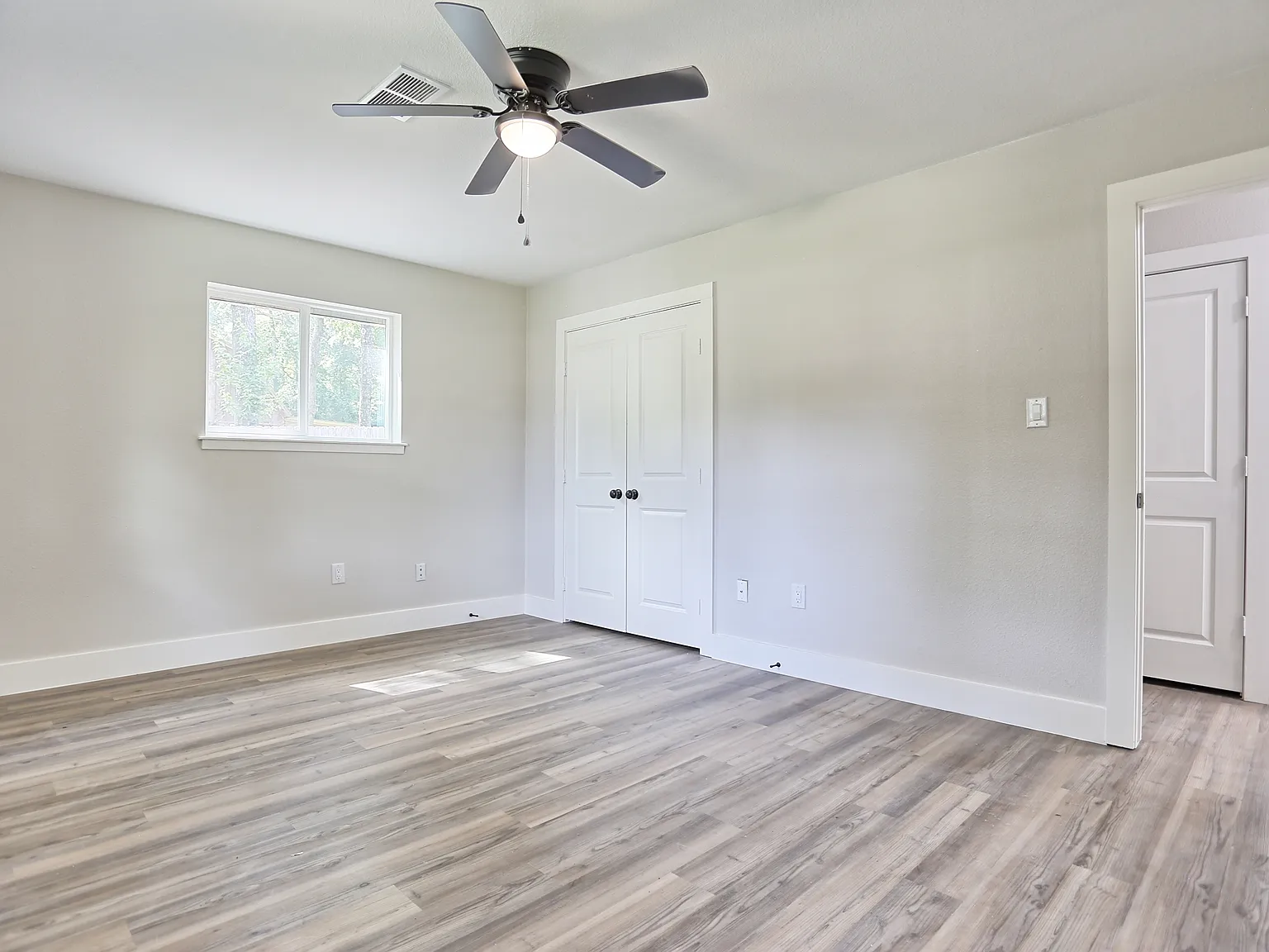 704 Natchez River Circle - 1 — Photo 3