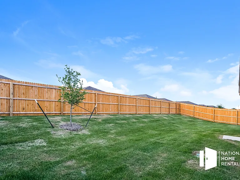 1016 Cencerro Ln — Photo 16