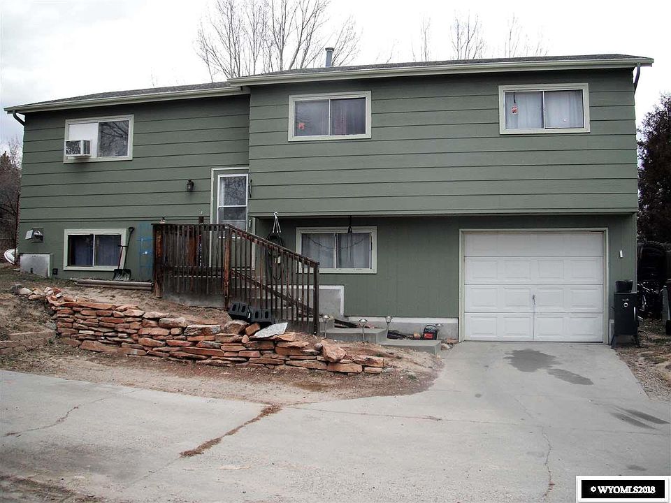 1st image of 610 N Wind River Dr