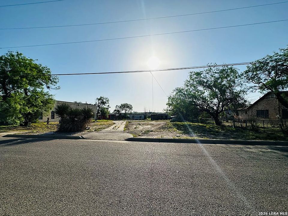 1st image of 398, 384,374 Pecos #N/A