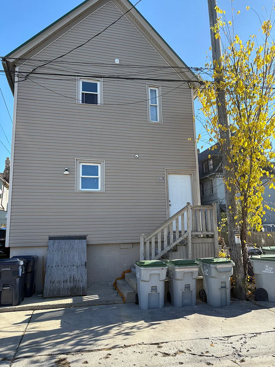 Back of house - 1657 S 11th St #B