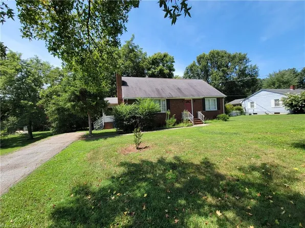 230 Lorraine Dr, Winston Salem, NC 27107