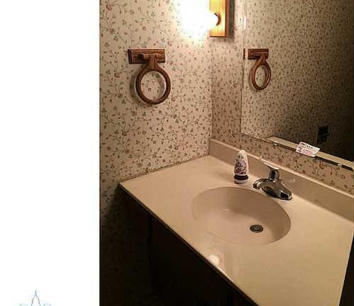 5th image of 10798 Countryside Dr