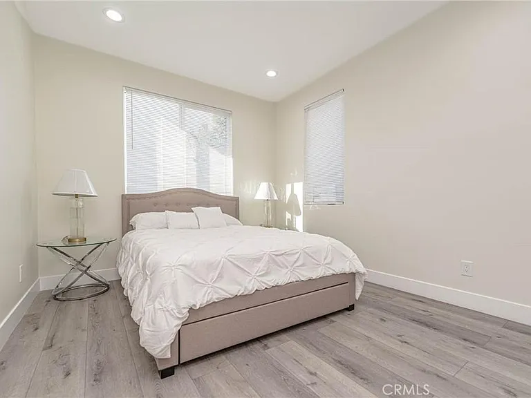1838 Clyde Ave #1838 — Photo 19