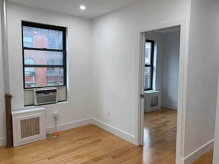 436 Broadway #12R — Photo 2