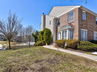 111 Bedford Pl, Morganville, NJ