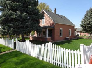 3928 W St, Omaha, NE 68107