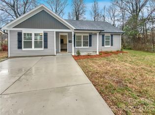 4117 Colebrook Rd, Charlotte, NC 28215