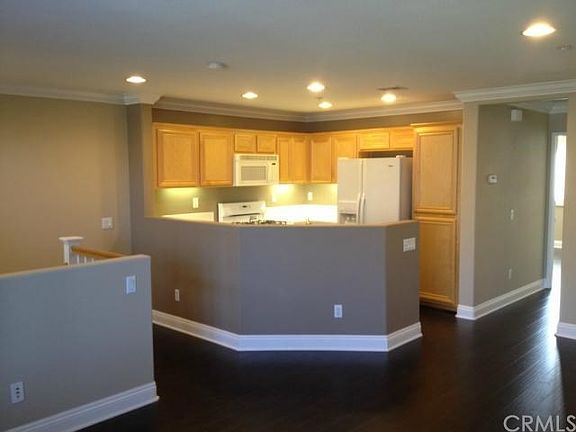 4th image of 15 Haverhill #128