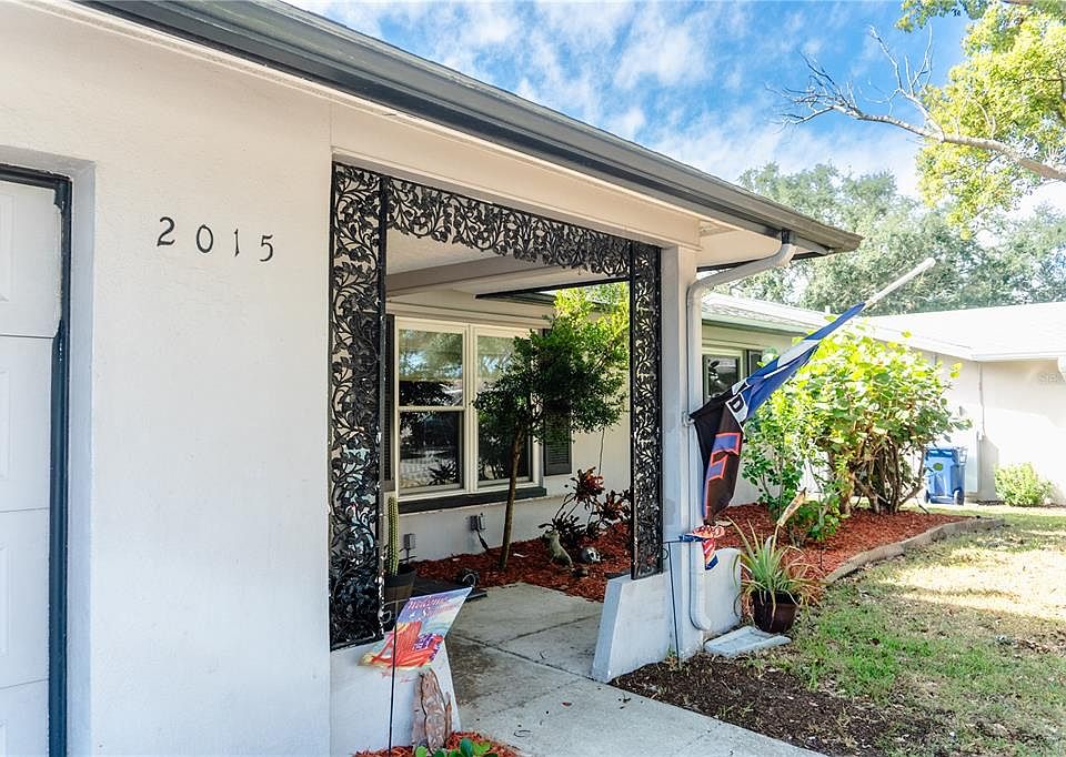 1st image of 2015 Hillwood Dr