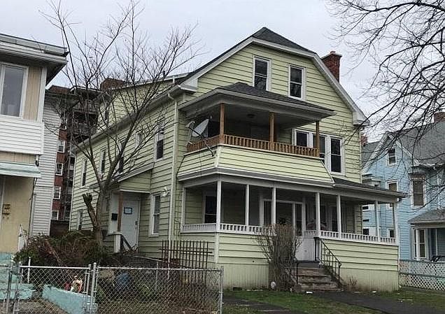 2nd image of 157-159 Oak St