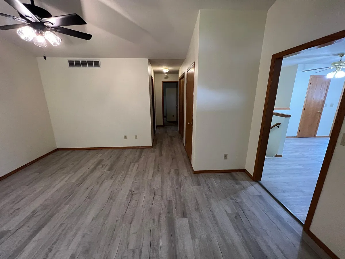 Building Photo - 2302 N Shefford Cir